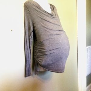 Maternity Soft top, gray, long sleeve. Sz. L